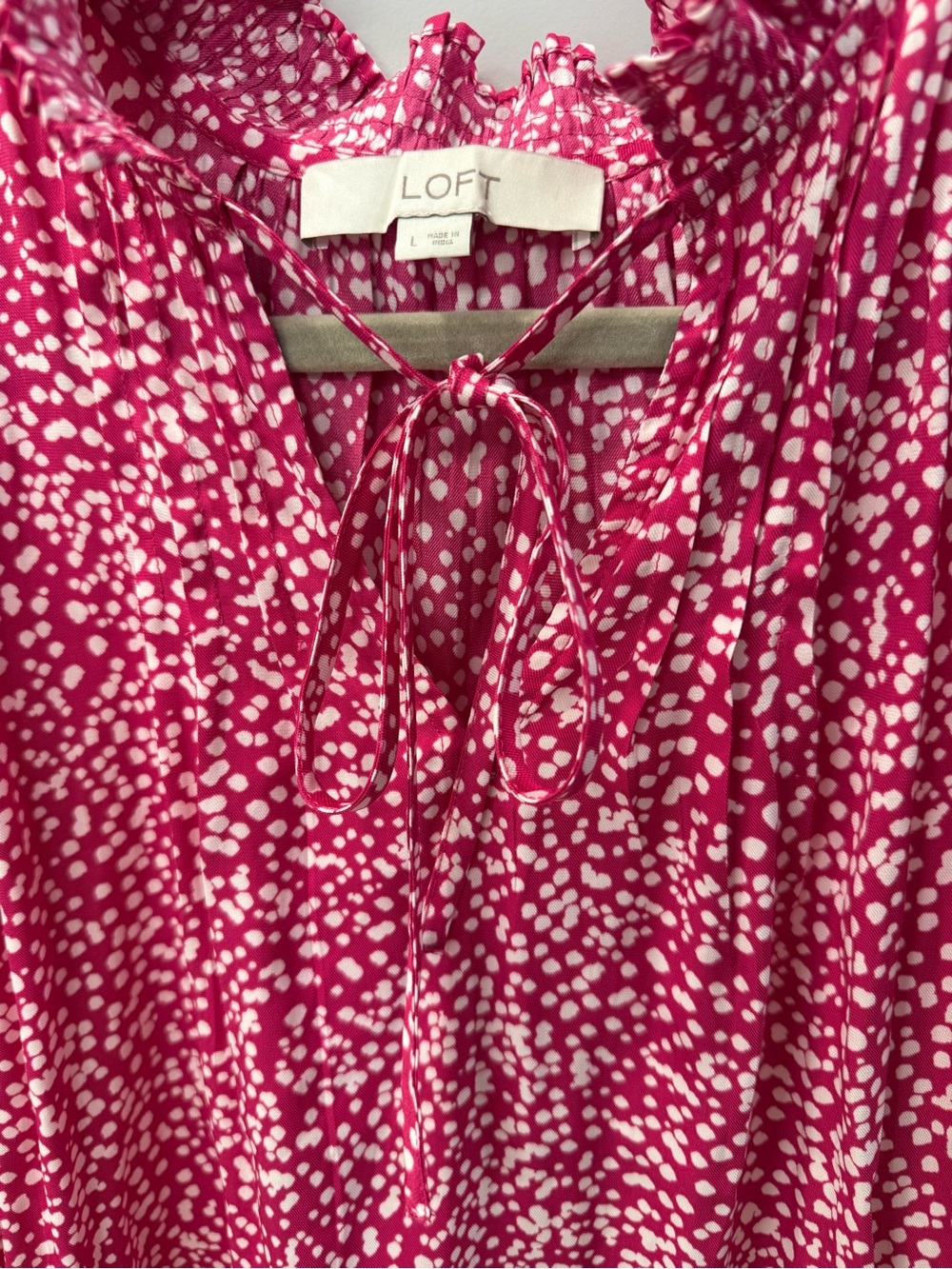 Lot of 4 LOFT Tops- Cherry Print, polka dot, multi summer sleeveless blouses - Picture 6 of 6